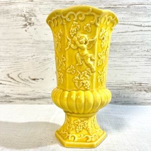 Vintage vase cherub yellow japan decor retro